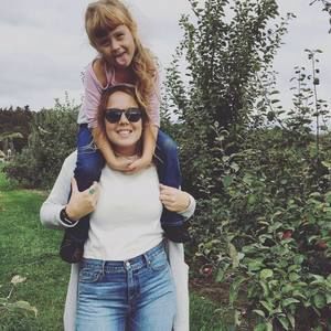 Meet your Posher, Niki